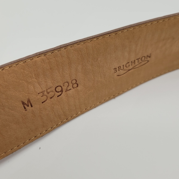 BRIGHTON | vintage 1995 90s embossed leather belt - Picture 6 of 7